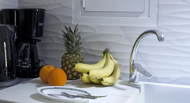 Апартаменты с балконом Victoria Square, Cozy and Stylish Apartment