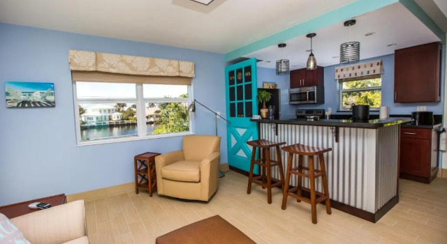 Апартаменты Sun Dek Beach House