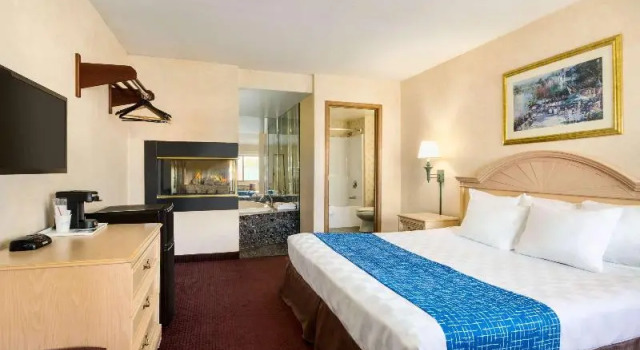 Номер Standard Travelodge by Wyndham Niagara Falls - New York