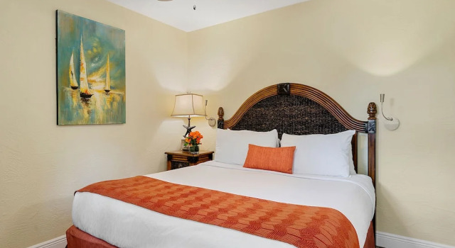 Двухместный номер Standard с балконом Bay Harbor Lodge