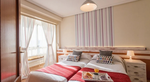 Семейные апартаменты c 1 комнатой Apartamentos River Santander