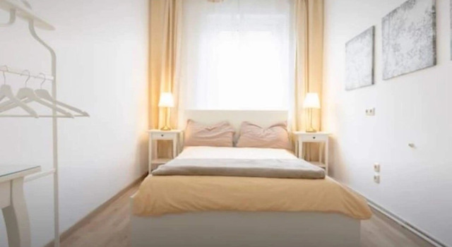 Pretty nice apartment near Hauptbahnhof, Rezerwuj Apartament 10. Favoriten Wiedeń, w pobliżu Belvedere 21