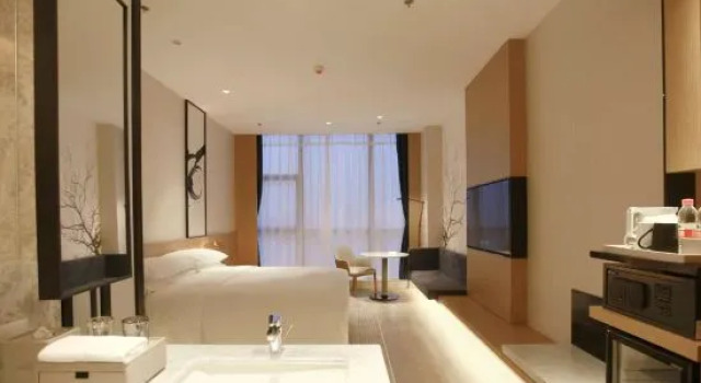 Номер Premier Fairfield by Marriott Zibo