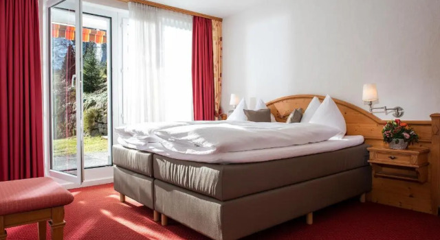 Номер Superior с видом на горы Hotel Silberhorn