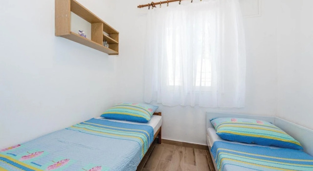 Nice Home in Vodice With Wifi and 3 Bedrooms, Забронировать Отель Отели Водице 3 звезды, рядом с Пристань для яхт ACI Водице, 3*