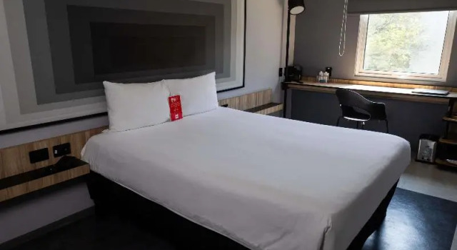 Двухместный номер Standard с балконом Ibis Monterrey Aeropuerto