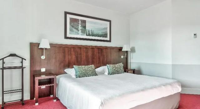 Одноместный номер Standard Golden Tulip CDG Airport Roissy
