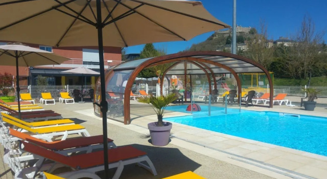 Bungalow des Calquières, Buchen Sie Hotel Sévérac d'Aveyron 