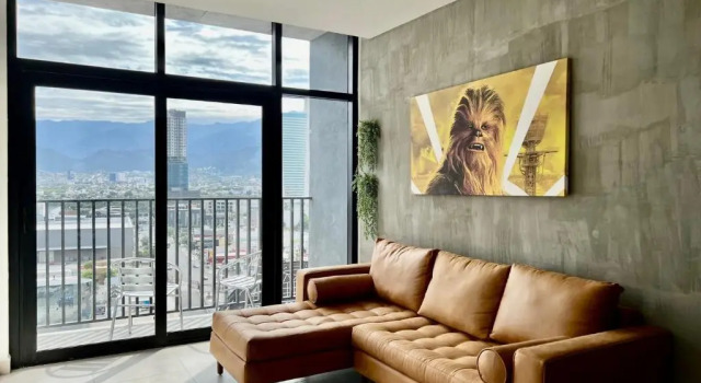 Industrial stylish 3-br. apartment & city views in front of Parque Fundidora & Arena Mty