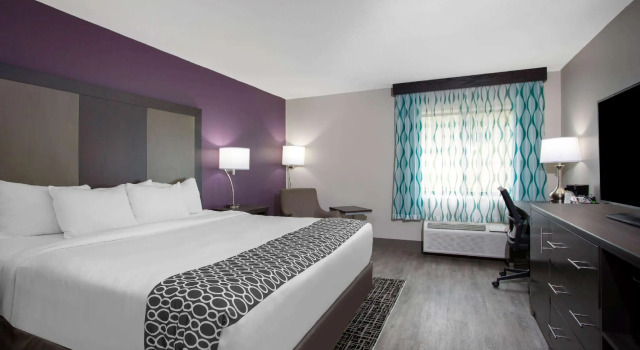 Двухместный номер Standard La Quinta Inn by Wyndham Roanoke Salem