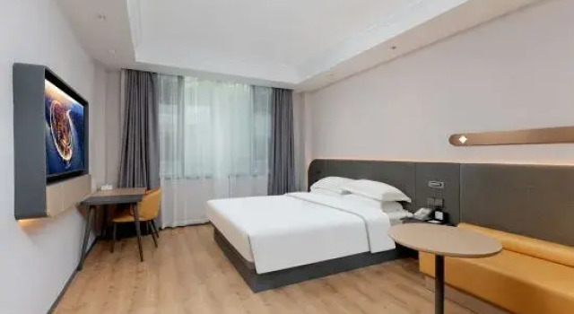 Люкс Standard JinJiang Inn Lishui University Hotel