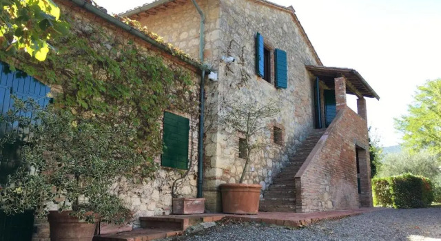 Вилла Podere Bargnano Cetona, Sleeps 12, Pool, WiFi, Air conditioning