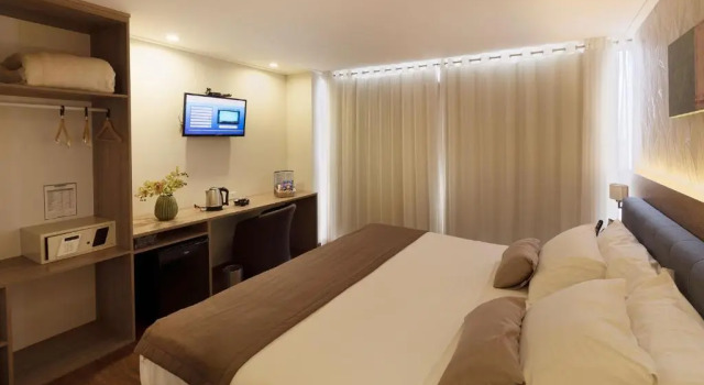 Двухместный люкс Deluxe Tryp by Wyndham Varginha Cafe Royal