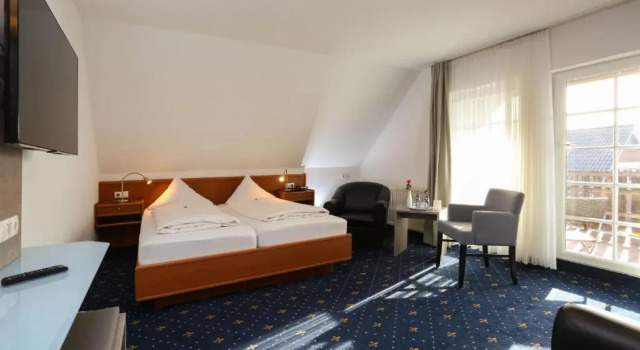 Двухместный номер Standard с балконом Hotel Zur Linde