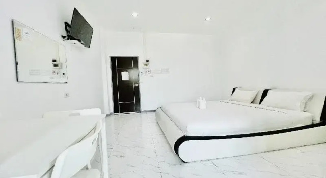 Двухместный номер Standard с балконом Parichat Bandung Hotel