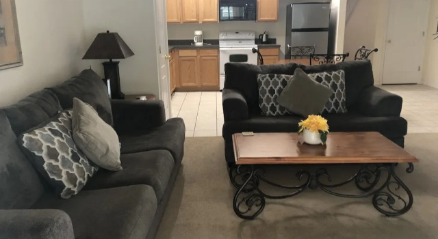 Lovely 4 Bed Home with Private Pool and Game Room in Disney Area SR1007SRD