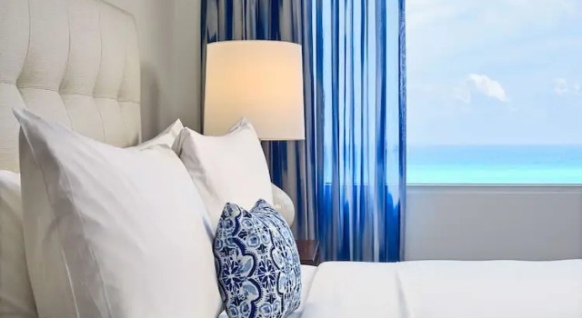 Двухместный номер Superior Deluxe с видом на океан Sonesta Fort Lauderdale Beach