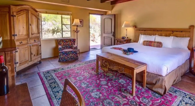 Двухместный номер Standard с балконом Hacienda del Sol Guest Ranch Resort