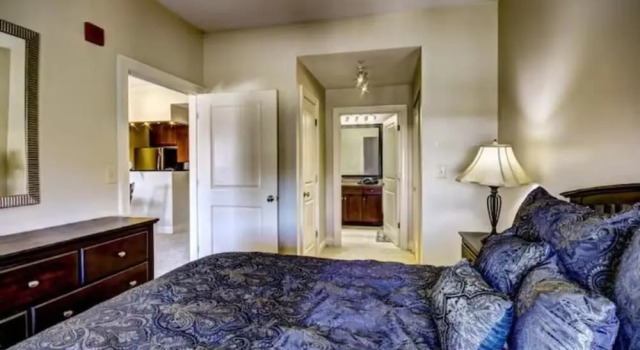 Апартаменты Comfort One bedroom at Baltimore Covention Ctr