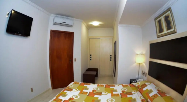 Lagoa Serena Flat Hotel, Забронировать Отель Арарас штат Сан-Паулу