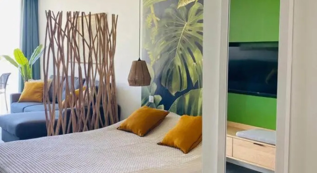 Studio tropical, beautifully renovated, sea view, Rezervasyon Daire Anse Marcel Aziz Martin