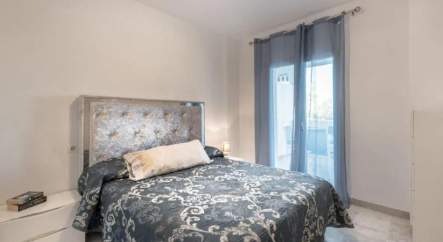 Апартаменты Deluxe Beach Front apartment in Puerto Banus