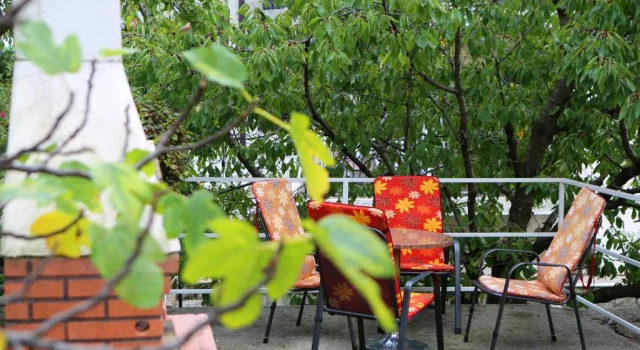 Апартаменты с 2 комнатами с балконом и с видом на море Apartment Rosa