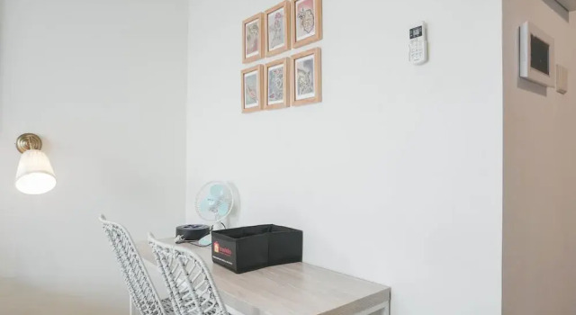 Minimalist Studio Room With City View At West Vista Apartment, Prenota Appartamento Giacarta Jakarta Province