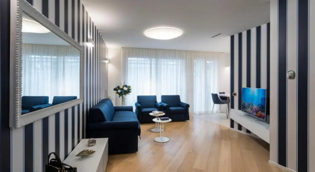 Апартаменты Deluxe Embassy Aparthotel
