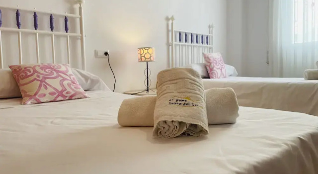 Casa Corazon de Nerja by At Home Costa del sol, Забронировать Дом для отпуска Виллы Нерха, рядом с Tuesday Market, Вилла