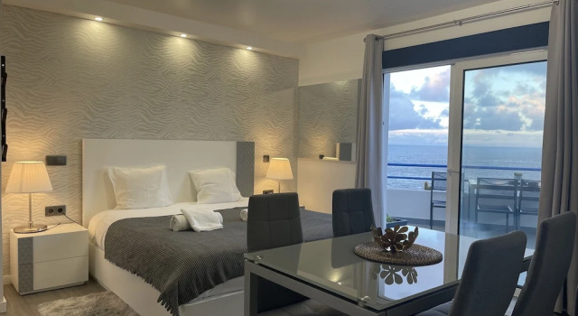 Sea and Sun 4 You - Horizonte Azul, Book Hotel Porto Moniz Madeira Archipelago