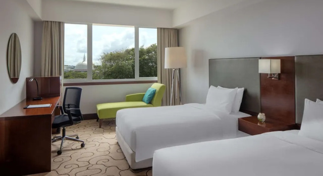 Номер Deluxe с видом на город Radisson Hotel Brunei Darussalam