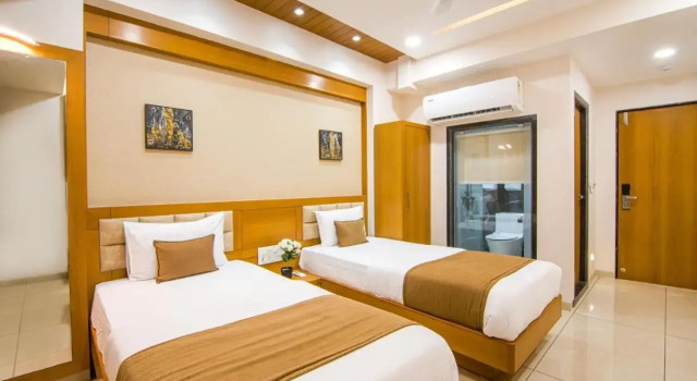 Hotel Sleep Inn, Rezerwuj Hotel Gandhinagar Gujarat