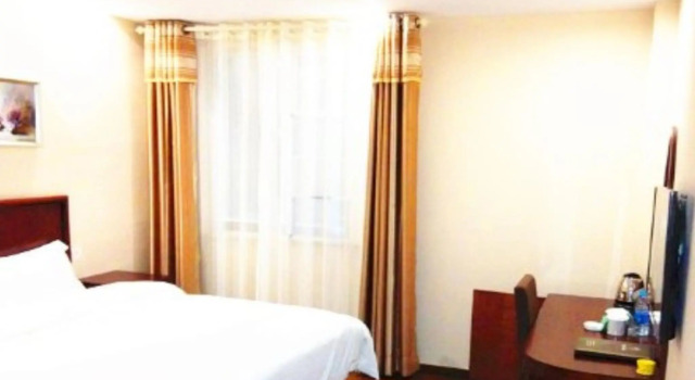 Номер Standard GreenTree Inn Jiangsu Wuxi New District High Speed Rail Station Newland Family Express Hotel