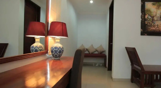 RedDoorz Plus @ Raya Batu Bolong, Rezervovat Hotel Hotely v Bali s bazénem, Bazén