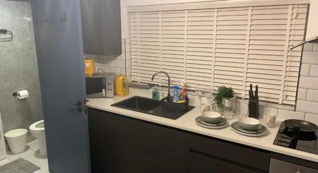 Lovely studio apartment located in Birmingham, Varaa Huoneisto Asunnot kohteessa Merseyside, Huoneisto
