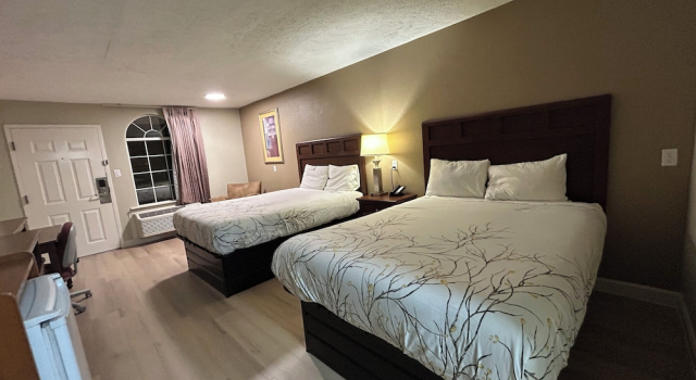 Четырёхместный номер Standard Americana Inn - Henderson