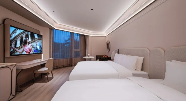 Четырёхместный семейный номер Standard Mercure Hangzhou West Lake Yuquan
