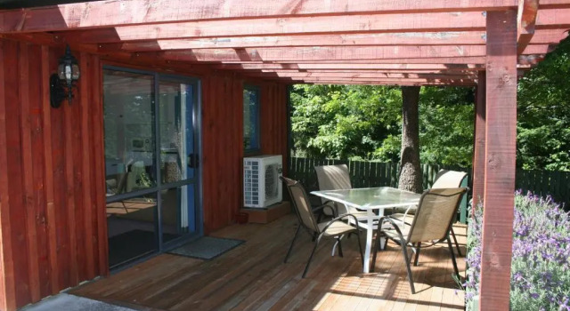 Бунгало с 2 комнатами Alpine Springs Motel
