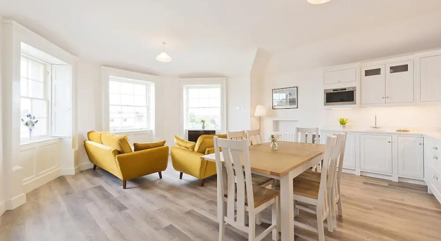 Номер Standard Henrietta Suites City Centre