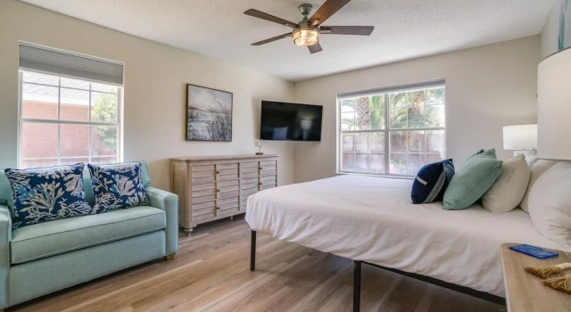 Destin Beach House - Just A Splash By Panhandle Getaways, Rezerwuj Hotel Hotele w Emerald Coast z parkingiem, Parking
