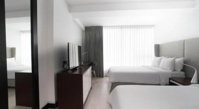 Четырёхместный номер Premium Radisson Hotel Decapolis Miraflores