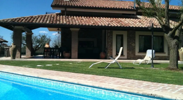 Апартаменты Appartamento in Villa degli Ulivi