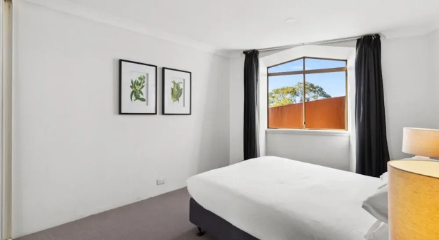 Апартаменты Spacious Inner-west 2-bed With Alfresco Dining