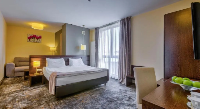 Полулюкс Golden Time Hotel