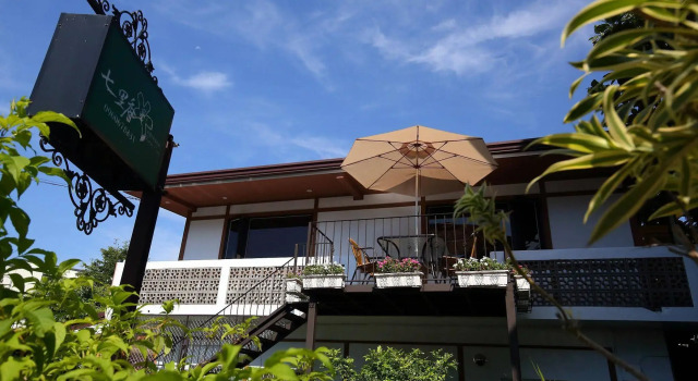 Jasmine Orange B&B, Забронировать Отель «постель и завтрак» Отели Хуалянь 3 звезды, 3*