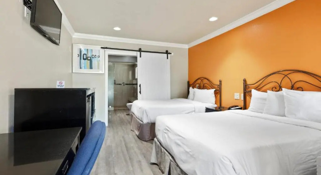 Номер Deluxe Le Blanc Inn & Suites