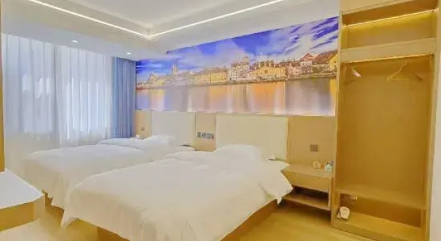 Jujia Hotel (Zhaotong Hejing Plaza), Boek Hotel Hotels in Zhaotong met parkeren, Parkeren
