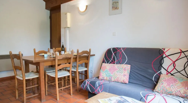 Village de Gîtes de La Canourgue, Prenota Hotel Hotel a Alvernia con parcheggio, Parcheggio