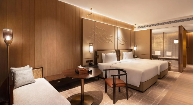 Двухместный номер Premium HUALUXE Qingdao Licang by IHG